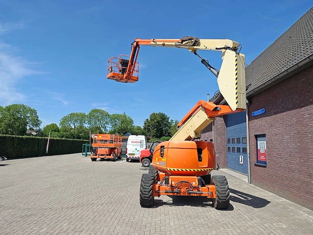 Jlg - 2007 - 600aj - knikarmhoogwerker - afbeelding 17 van  24