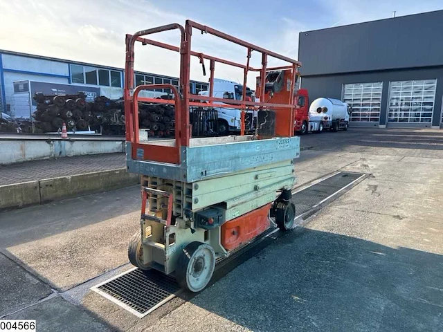 Jlg - 2030es - lifting platforms - 2012 - afbeelding 3 van  16