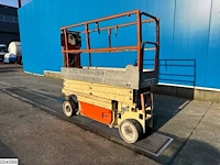Jlg - 2030es - lifting platforms - 2012 - afbeelding 4 van  16