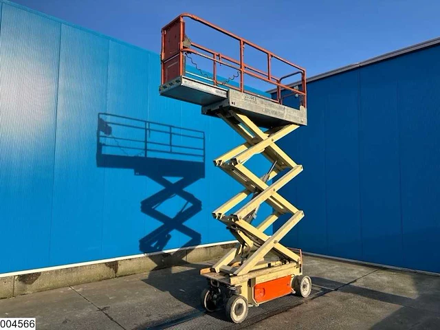 Jlg - 2030es - lifting platforms - 2012 - afbeelding 1 van  16