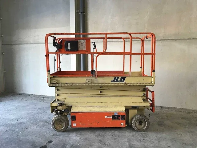 Jlg - 2626 - e - aerial work platforms - afbeelding 3 van  10