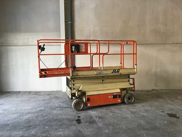 Jlg - 2626 - e - aerial work platforms - afbeelding 4 van  10