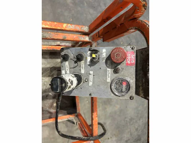 Jlg - cm-1732 - hoogwerker - afbeelding 4 van  14