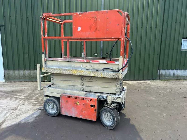 Jlg - cm-1732 - hoogwerker - afbeelding 7 van  14