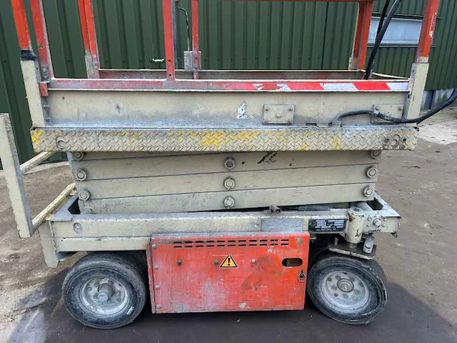 Jlg - cm-1732 - hoogwerker - afbeelding 9 van  14