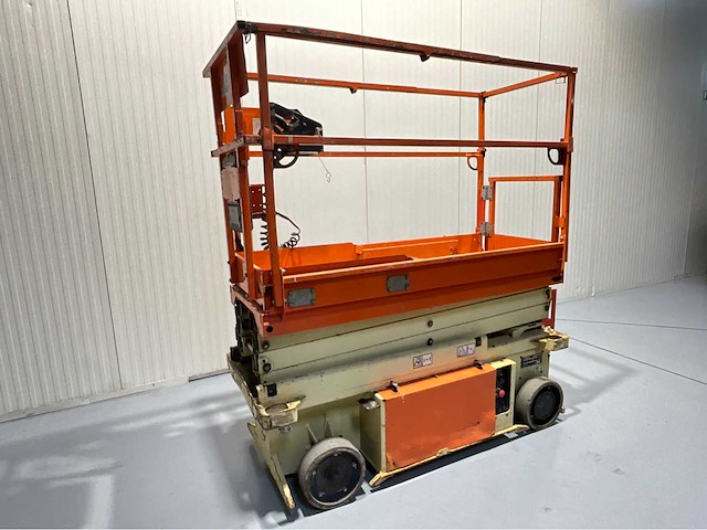 Jlg -6rs - hoogwerker, bj. 2015 werkhoogte 7.8m, uitschuifbaar tot 2.55m, 315 uur - afbeelding 13 van  16