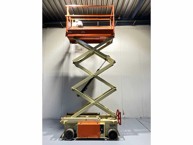 Jlg -6rs - hoogwerker, bj. 2015 werkhoogte 7.8m, uitschuifbaar tot 2.55m, 315 uur - afbeelding 4 van  16