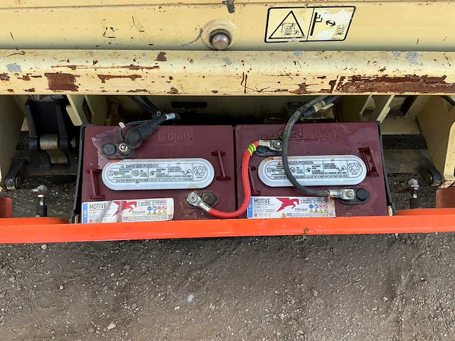 Jlg 1930es schaarhoogwerker - afbeelding 7 van  27