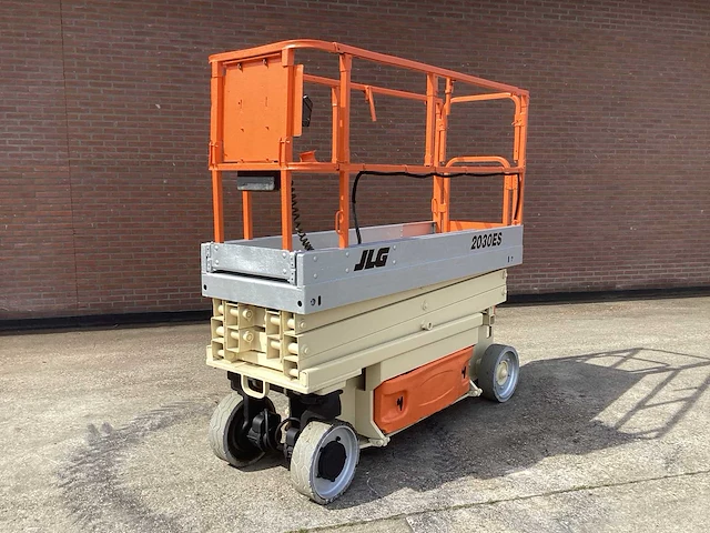 Jlg 2030es hoogwerker - afbeelding 2 van  9