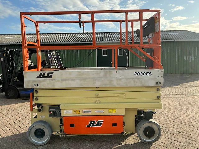 Jlg 2030es hoogwerker - afbeelding 10 van  15