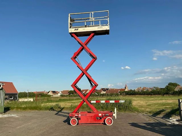 Jlg 2033e3 hoogwerker - afbeelding 13 van  15