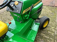 John deere - 1977 - 210 - oldtimer tractor - afbeelding 6 van  12