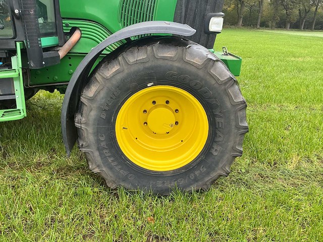 John deere - 2005 - 6420 m - vierwielaangedreven landbouwtractor - afbeelding 3 van  34