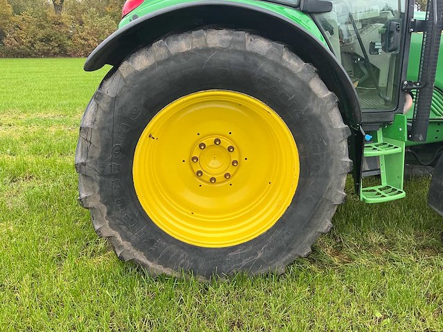 John deere - 2005 - 6420 m - vierwielaangedreven landbouwtractor - afbeelding 34 van  34
