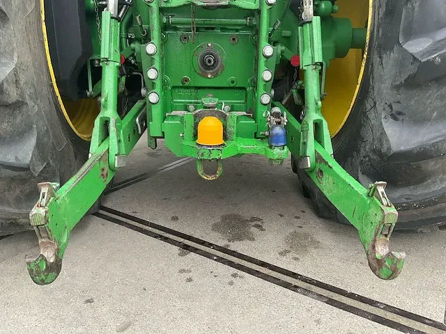 John deere - 6215r ultimate command pro - vierwielaangedreven landbouwtractor - afbeelding 10 van  41