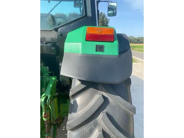 John deere - 6600 - vierwielaangedreven landbouwtractor - afbeelding 4 van  24