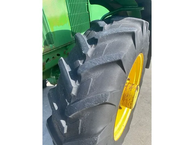 John deere - 6600 - vierwielaangedreven landbouwtractor - afbeelding 5 van  24
