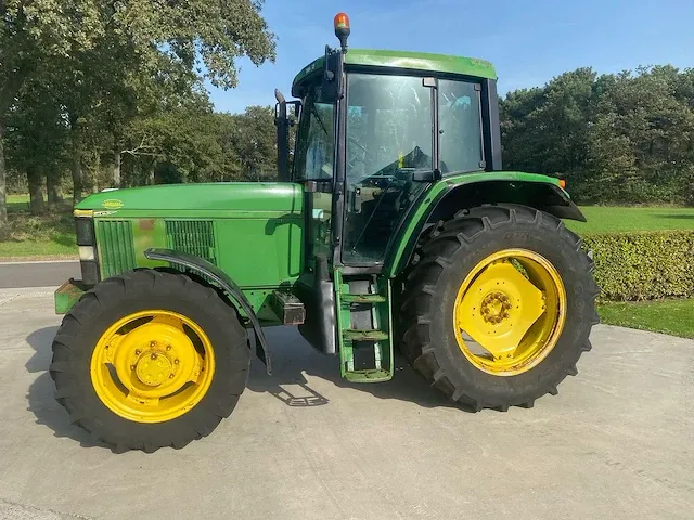 John deere - 6600 - vierwielaangedreven landbouwtractor - afbeelding 18 van  24