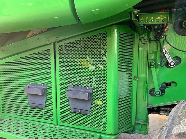 John deere - 9880sts - axiaal maaidorser - afbeelding 5 van  32