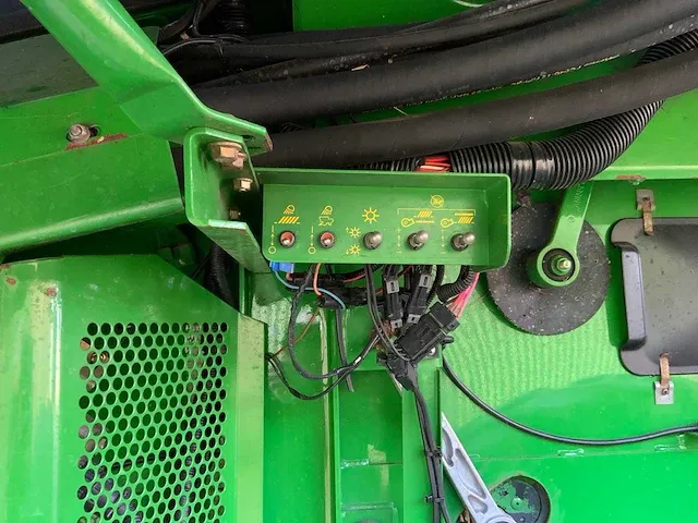 John deere - 9880sts - axiaal maaidorser - afbeelding 6 van  32