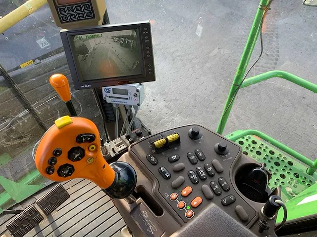 John deere - 9880sts - axiaal maaidorser - afbeelding 21 van  32