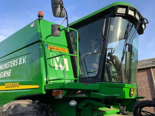 John deere - 9880sts - axiaal maaidorser - afbeelding 23 van  32