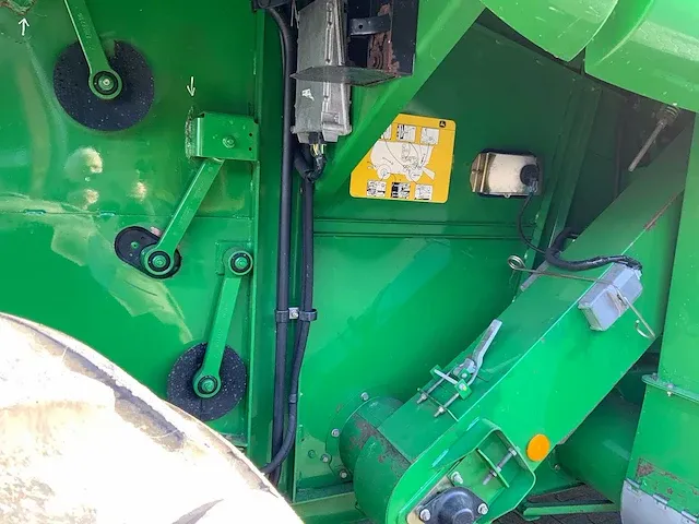 John deere - 9880sts - axiaal maaidorser - afbeelding 29 van  32