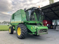 John deere - t560 - combine harvester - 2009 - afbeelding 1 van  71