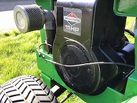 John deere 110 oldtimer tractor - afbeelding 10 van  12