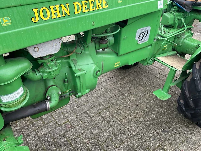 John deere 150 oldtimer tractor - afbeelding 4 van  13