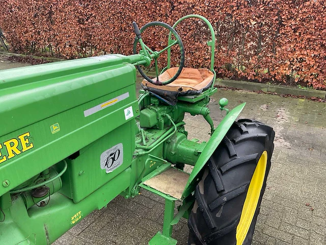 John deere 150 oldtimer tractor - afbeelding 13 van  13