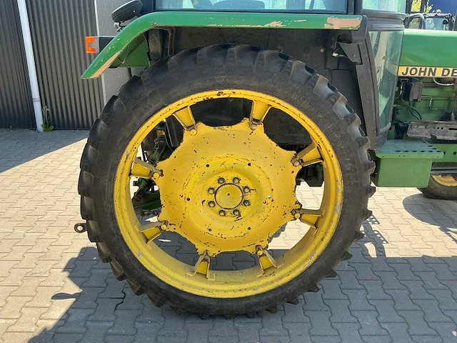 John deere 1640 synchron tweewielaangedreven landbouwtractor - afbeelding 2 van  30