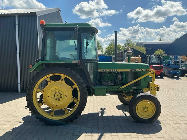 John deere 1640 synchron tweewielaangedreven landbouwtractor - afbeelding 25 van  30