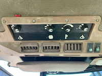 John deere 1640 synchron tweewielaangedreven landbouwtractor - afbeelding 21 van  29