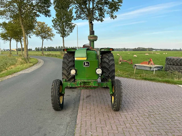 John deere 3130 tweewielaangedreven landbouwtractor - afbeelding 2 van  18