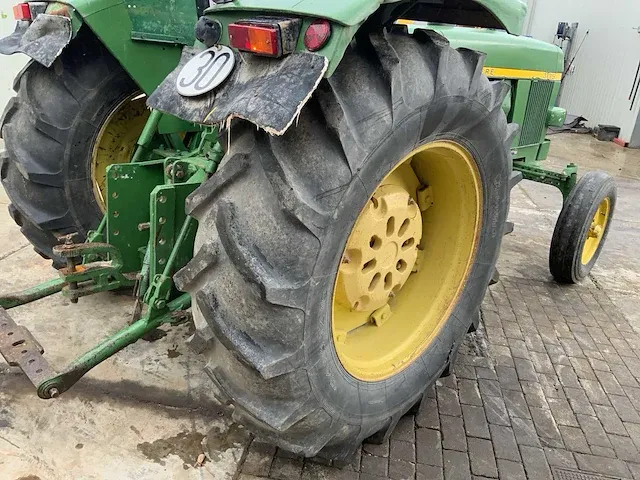 John deere 3135 oldtimer tractor - afbeelding 4 van  26