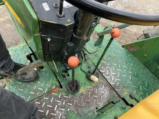 John deere 3135 oldtimer tractor - afbeelding 18 van  26