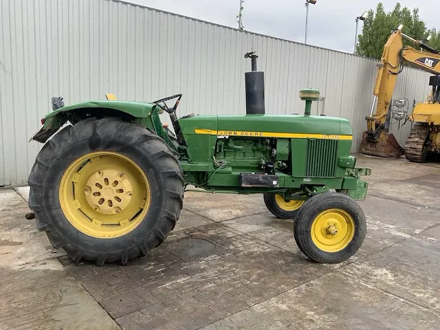 John deere 3135 oldtimer tractor - afbeelding 12 van  26