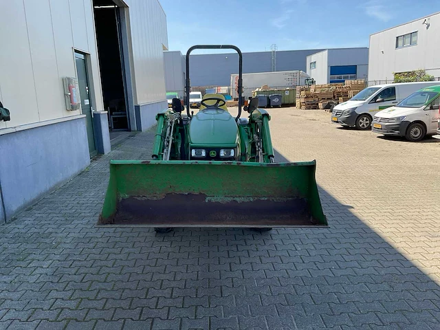 John deere 3520 compacttractor - afbeelding 21 van  22