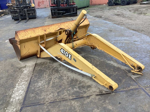 John deere 410 e graaflaadmachine - afbeelding 19 van  24