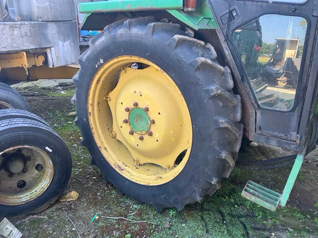 John deere 42.19dl-01 oldtimer tractor - afbeelding 2 van  33