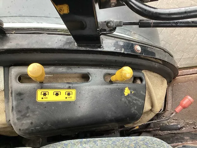 John deere 5500n trekker/tractor - afbeelding 3 van  12