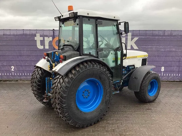 John deere 5500n trekker/tractor - afbeelding 6 van  12