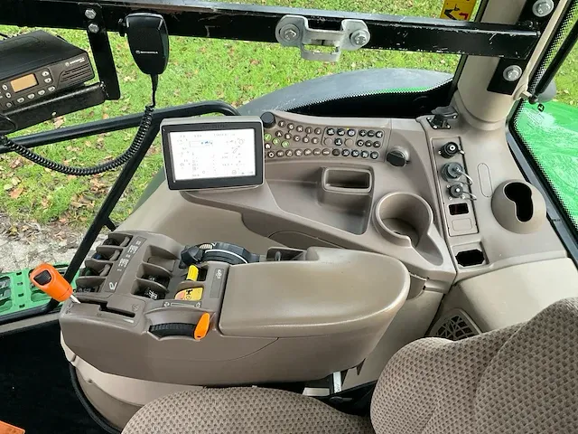 John deere 6150r autopower vierwielaangedreven landbouwtractor - afbeelding 29 van  33