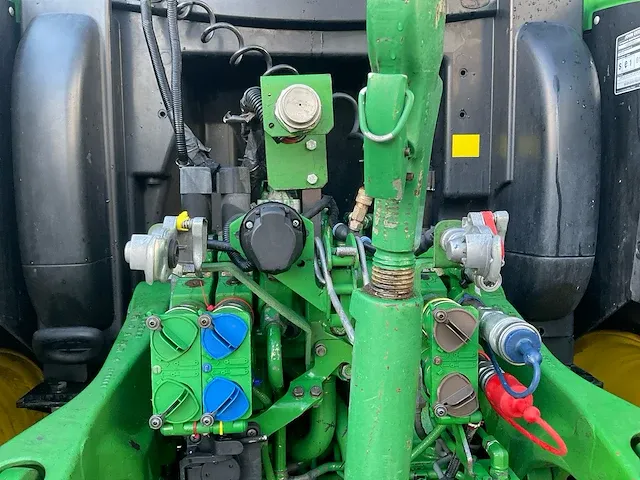 John deere 6170r directdrive vierwielaangedreven landbouwtractor - afbeelding 18 van  32