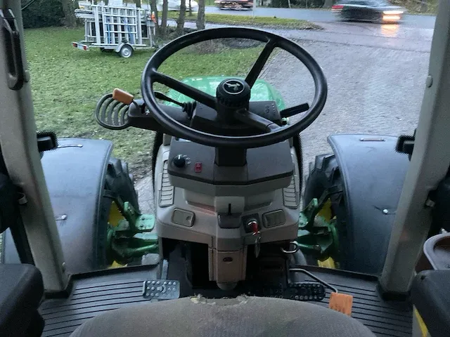 John deere 6420 powerquad vierwielaangedreven landbouwtractor - afbeelding 22 van  35