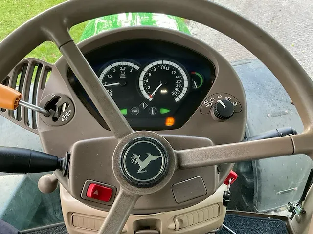 John deere 6830 autopower premium vierwielaangedreven landbouwtractor - afbeelding 35 van  41