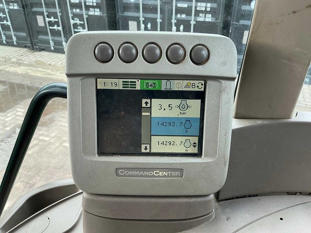 John deere 6830 vierwielaangedreven landbouwtractor - afbeelding 36 van  47