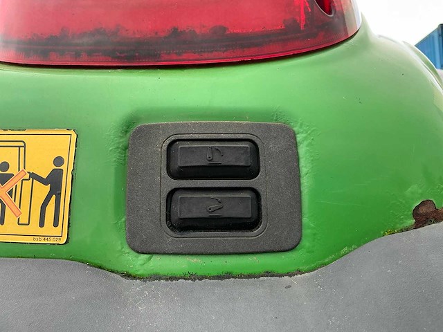 John deere 6830 vierwielaangedreven landbouwtractor - afbeelding 13 van  47