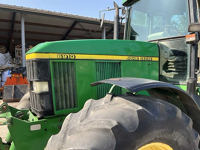 John deere 6910 vierwielaangedreven landbouwtractor - afbeelding 15 van  30